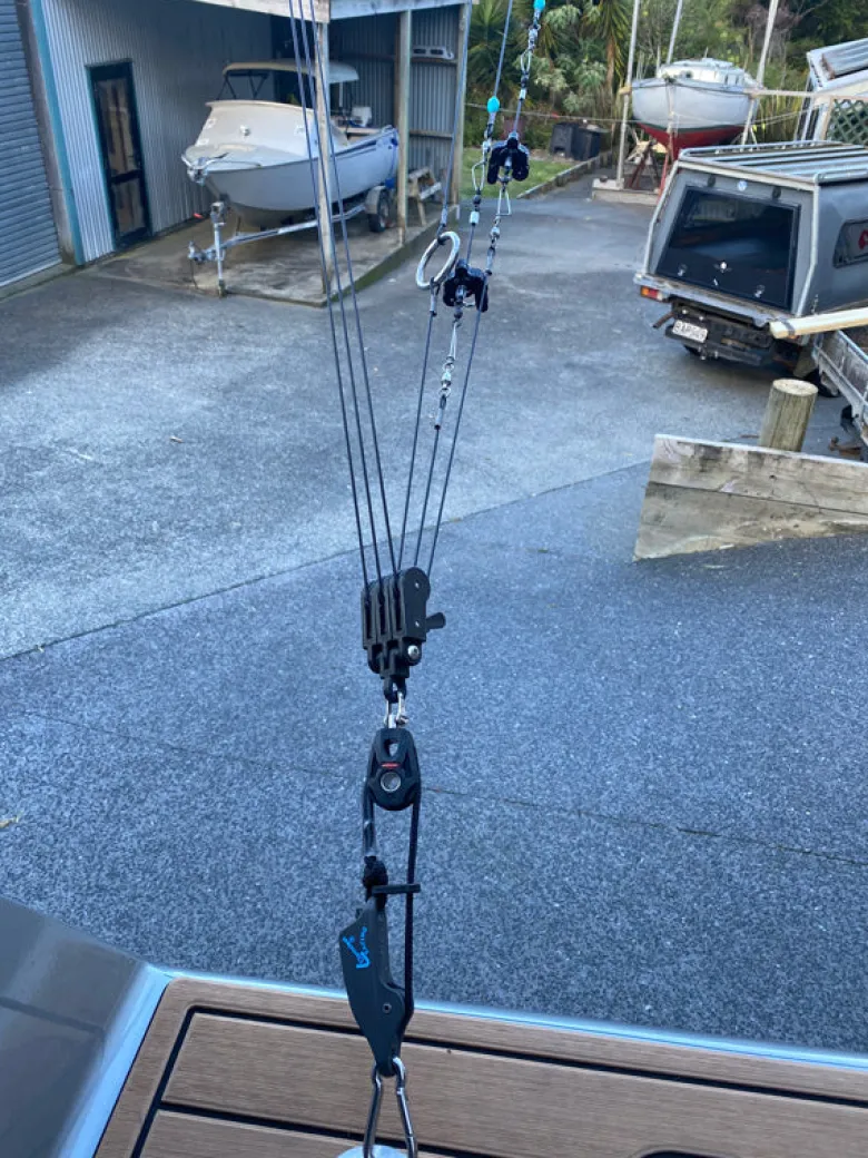 Bonze Boat Outriggers|Flies<Kraken Outrigger Tensioners