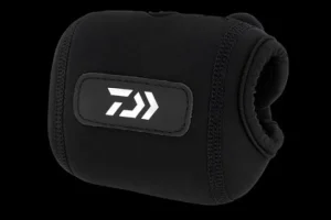 Daiwa Flies|Fishing Reel Parts<Neoprene Reel Pouch Baitcast Medium