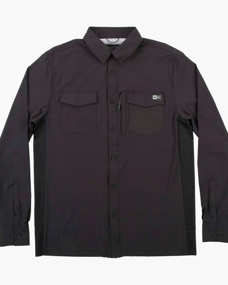 Salty Crew Long Sleeve Shirts Mens|Flies<Charter LS Tech Woven Tee Black