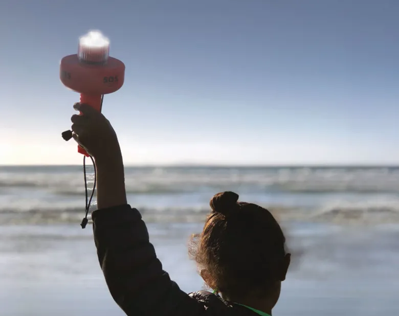 JPW Safety And Inflatable PFDs|Flies<Sirius EVDS SOS Distress Signal E-Flare